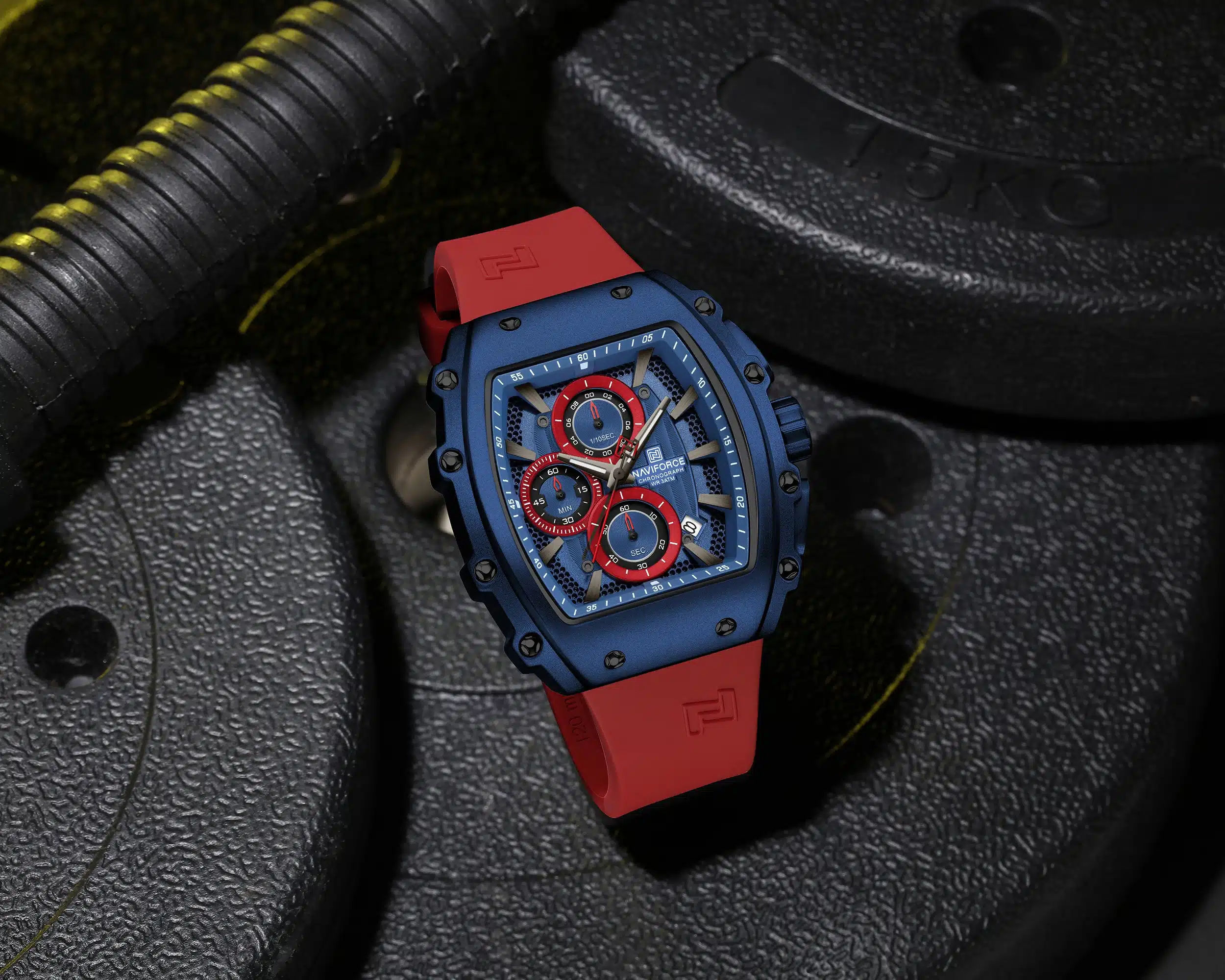 NAVIFORCE NF8070 Men’s Quartz Chronograph Barrel-Shaped Watch 43mm Fumed Silica Strap