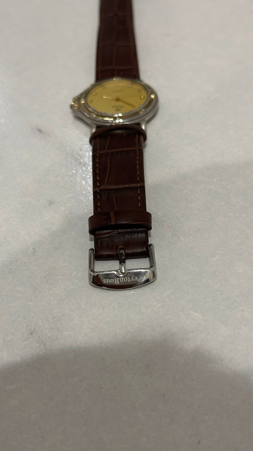 Chàtom CT-021G watch detail with brown genuine leather strap